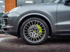 Porsche Cayenne thumbnail 11