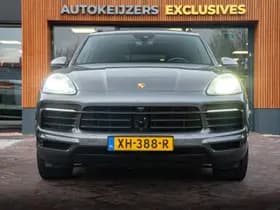 Porsche Cayenne thumbnail 3