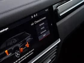Porsche Cayenne thumbnail 23