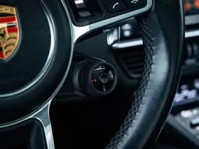 Porsche Cayenne thumbnail 26