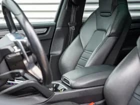 Porsche Cayenne thumbnail 29