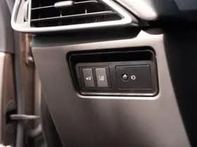 Jaguar F-Pace 2.0 Portfolio Pano AWD 20d 2.0 Portfolio Pano AWD 20d thumbnail 20