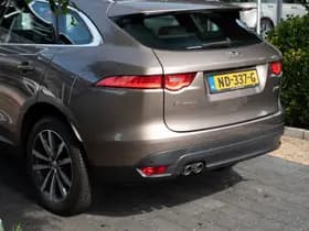 Jaguar F-Pace 2.0 Portfolio Pano AWD 20d 2.0 Portfolio Pano AWD 20d thumbnail 27