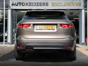 Jaguar F-Pace 2.0 Portfolio Pano AWD 20d 2.0 Portfolio Pano AWD 20d thumbnail 5