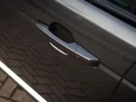 Land Rover Range Rover 4.4 SDV8 Vogue Standkachel 360 4.4 SDV8 Vogue Standkachel 360 thumbnail 32