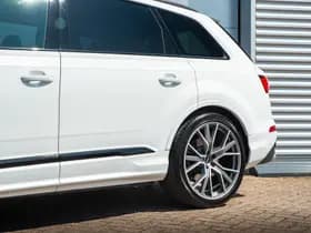 Audi Q7 4.0 TFSI SQ7 quattro 4.0 TFSI SQ7 quattro thumbnail 36