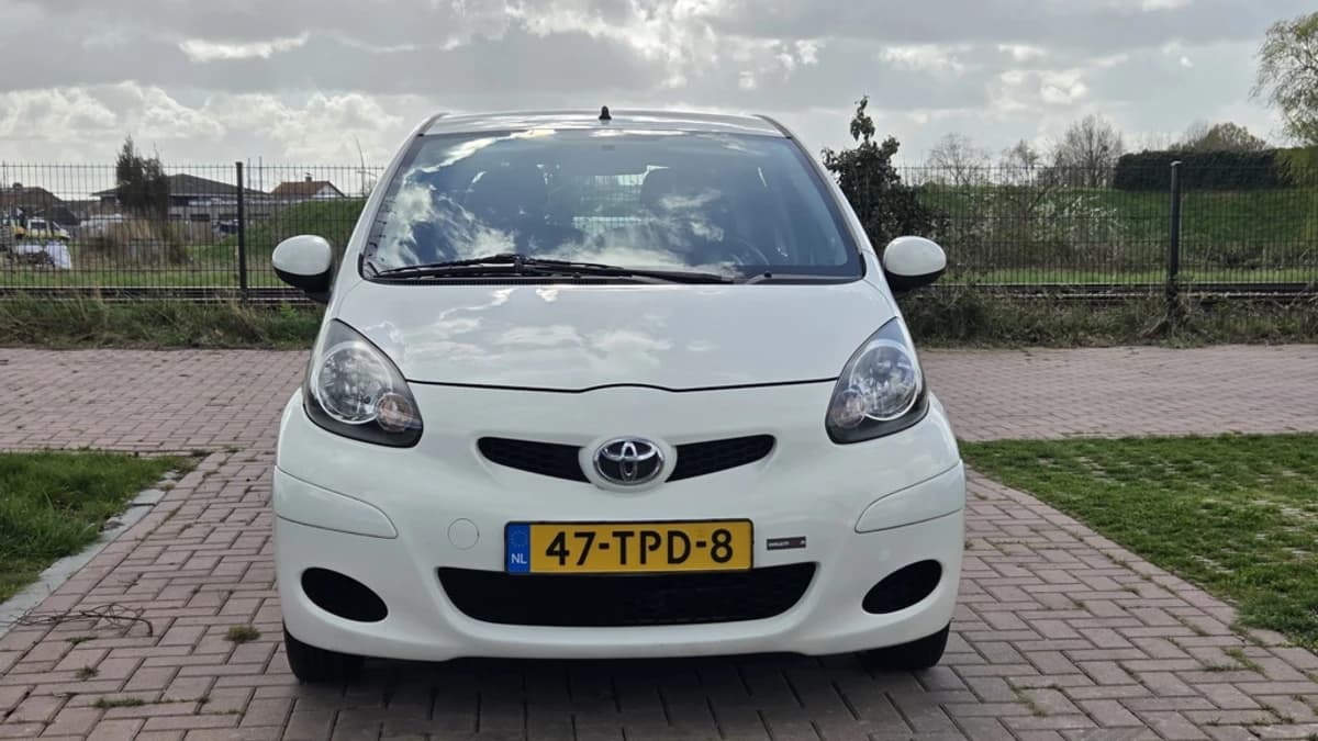 Toyota Aygo — foto 1