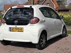 Toyota Aygo thumbnail 11