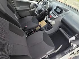 Toyota Aygo thumbnail 14