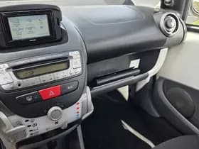 Toyota Aygo thumbnail 15