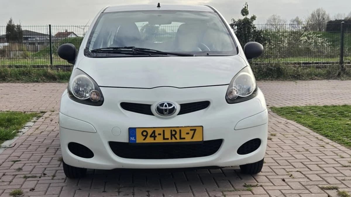 Toyota Aygo — foto 1