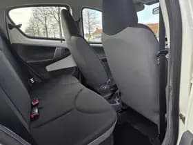 Toyota Aygo thumbnail 11