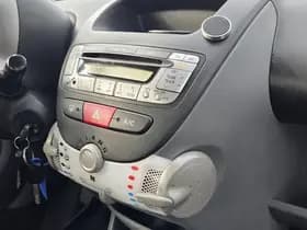 Toyota Aygo thumbnail 9