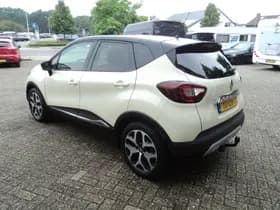 Renault Captur thumbnail 6