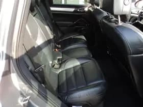 Porsche Cayenne thumbnail 18