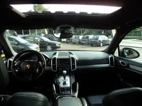 Porsche Cayenne thumbnail 24