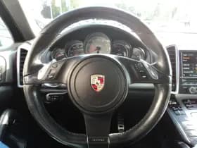 Porsche Cayenne thumbnail 26