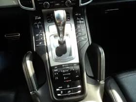 Porsche Cayenne thumbnail 31