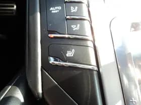 Porsche Cayenne thumbnail 34