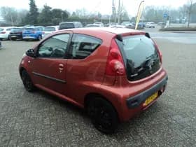 Peugeot 107 thumbnail 6