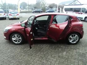 Renault Clio thumbnail 10