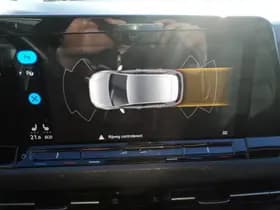 Volkswagen Golf thumbnail 22