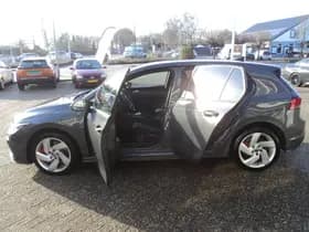 Volkswagen Golf thumbnail 10