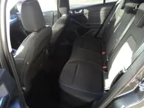 Ford Focus thumbnail 12
