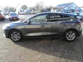 Ford Focus thumbnail 5