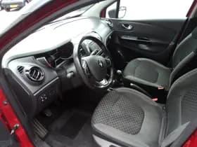 Renault Captur thumbnail 11