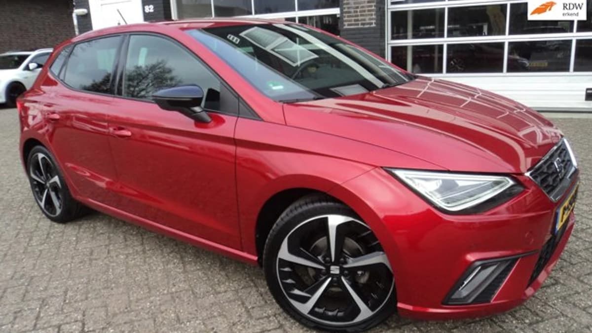SEAT Ibiza — foto 1
