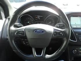 Ford Focus thumbnail 16