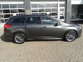 Ford Focus thumbnail 9