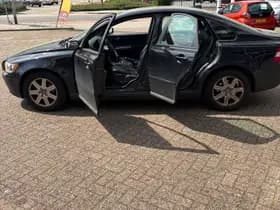 Volvo S40 thumbnail 10