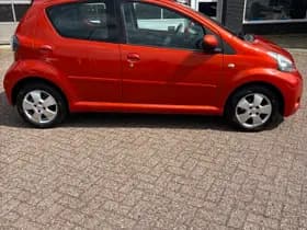 Toyota Aygo thumbnail 9