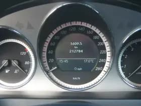 Mercedes-Benz C-Klasse Estate C180 BlueEFFICIENCY Premium Edition Avantgarde thumbnail 26