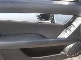 Mercedes-Benz C-Klasse Estate C180 BlueEFFICIENCY Premium Edition Avantgarde thumbnail 10