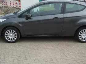 FORD Fiesta 1.0 3D Style Nieuwe Distributie - lage km-stand thumbnail 2