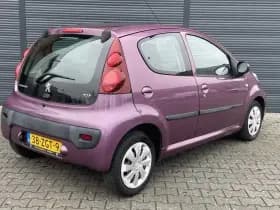 Peugeot 107 1.0 68PK 5D Active | Airco | Centrale vergrendeling | Export | thumbnail 4