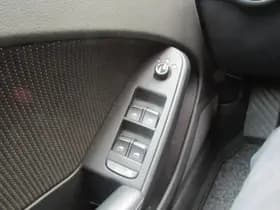 Audi A4 2.0 TDI S-LINE AVANT thumbnail 9