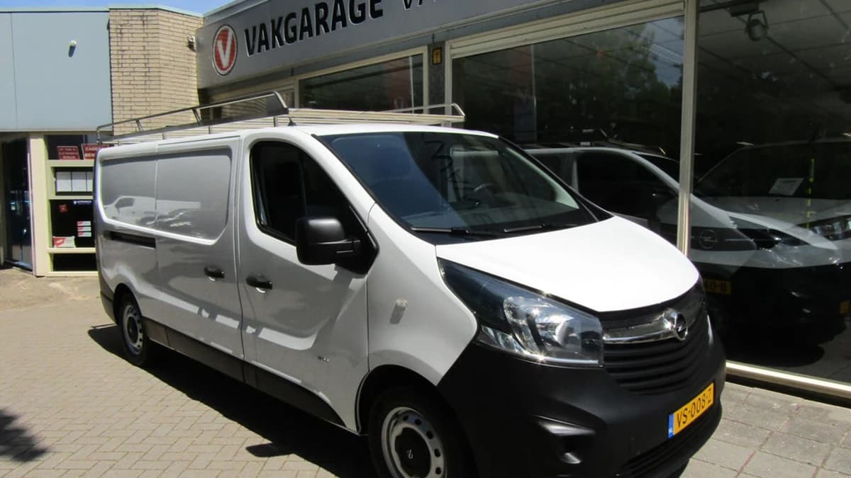 Opel Vivaro 1.6 120 pk LENGTE 2 NAVI BLUETOOTH €10.900 EX. BTW — foto 1