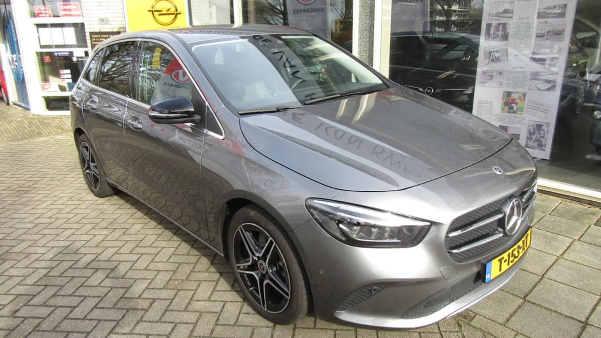 Mercedes-Benz B-Klasse B250 224PK 7G-DCT NAVI CAMERA BLUETOOTH — foto 1