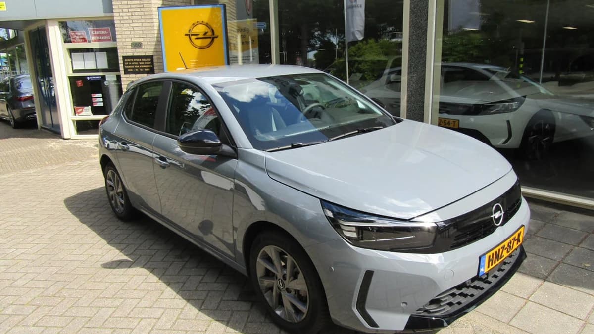 Opel Corsa 1.2 TURBO AUTOMAAT BLUET. APPLE L.M. — foto 1