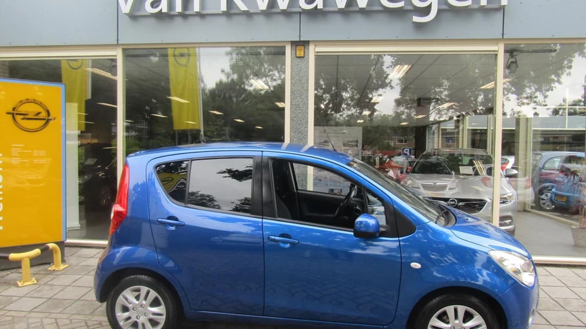 Opel Agila 1.0 EDITION AIRCO — foto 1