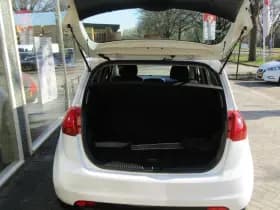 Kia Venga 1.4 CRDi 77pk Comfort Pack thumbnail 6