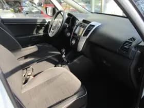 Kia Venga 1.4 CRDi 77pk Comfort Pack thumbnail 7