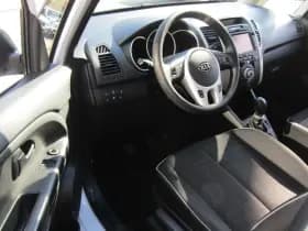 Kia Venga 1.4 CRDi 77pk Comfort Pack thumbnail 8