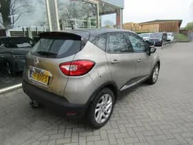 Renault Captur thumbnail 6