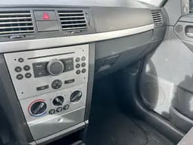 Opel Meriva thumbnail 10