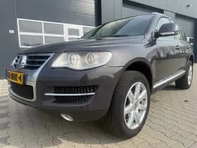 Volkswagen Touareg thumbnail 2